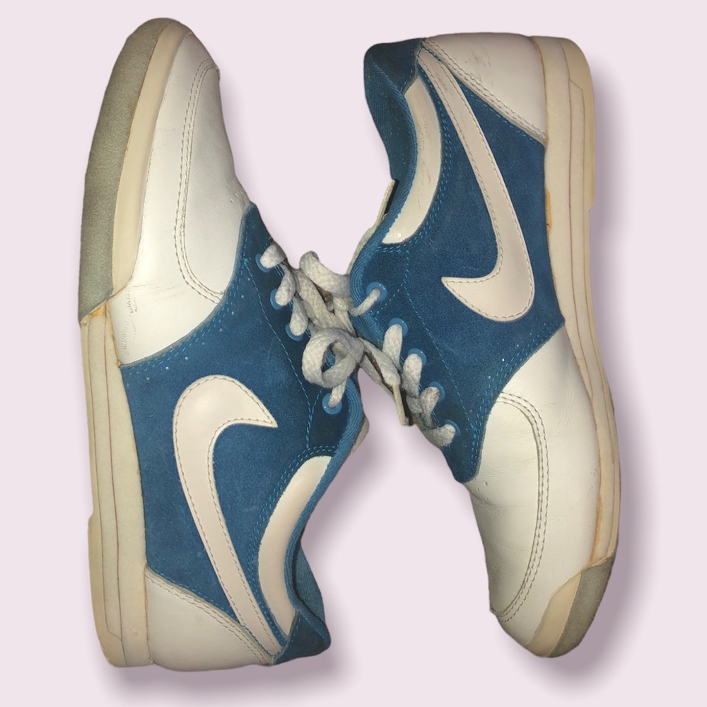 1986 Nike Sneaker